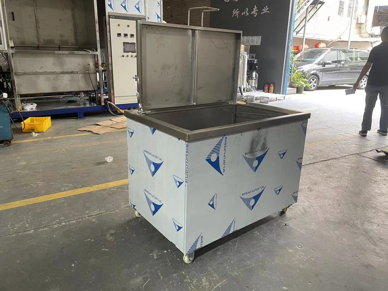 单槽超声波清洗机2.jpg